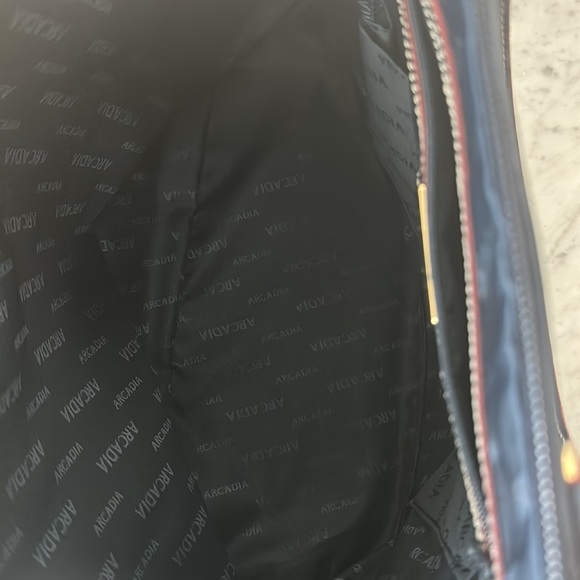 Arcadia Patent Leather Dark Navy Color Bag Italy - Picture 8 of 14